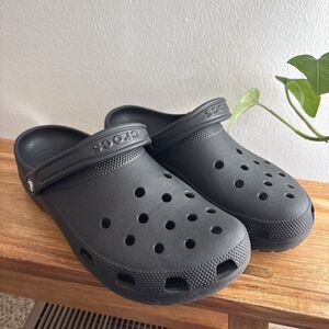 Crocs Black Classic Men's 11 Slip On Clog Sandals Waterproof